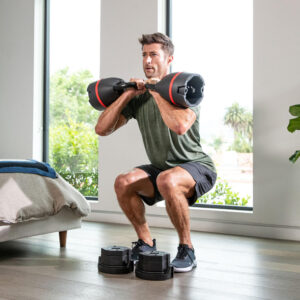 kettlebell-double-squat